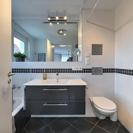 Mensel 1 Apartment