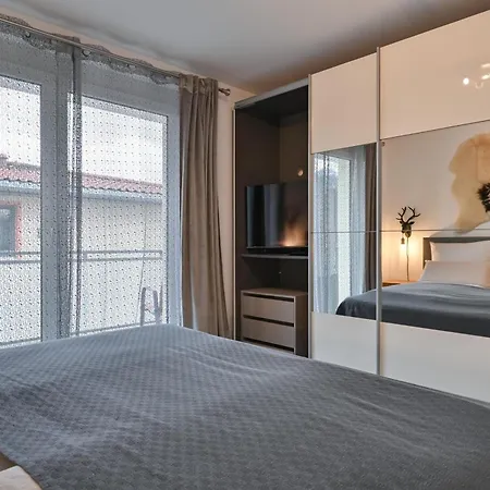 Apartment Mensel 1 *